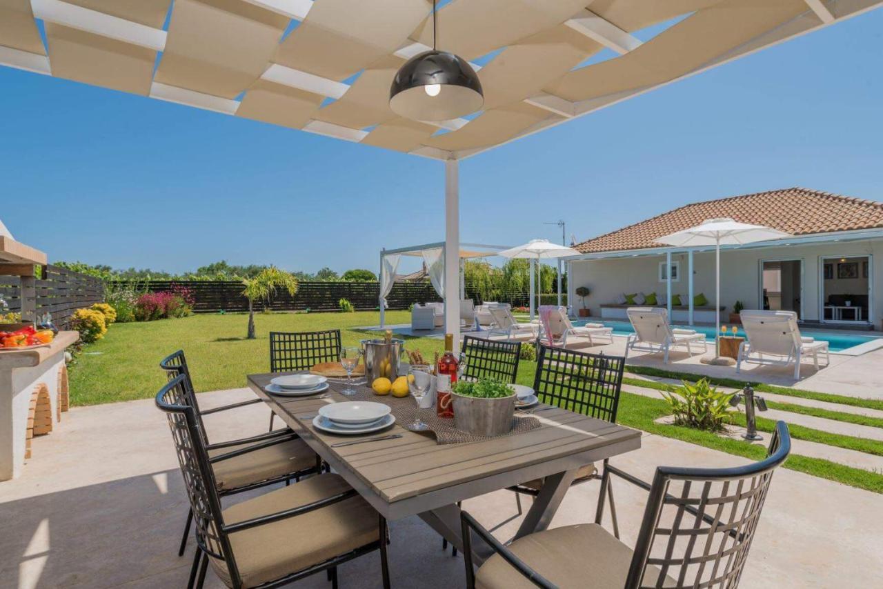 Madini Luxury Villa With Private Heated Pool Vanato 外观 照片