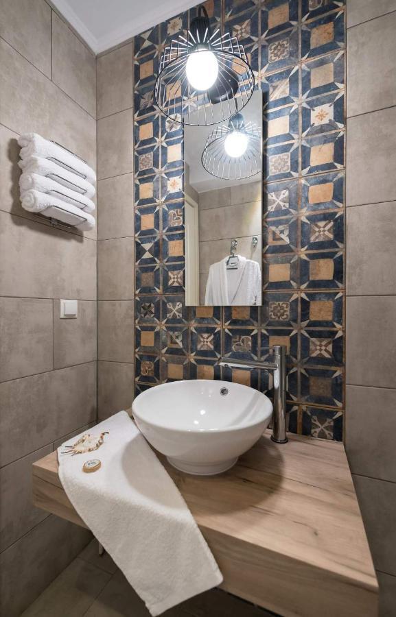 Madini Luxury Villa With Private Heated Pool Vanato 外观 照片